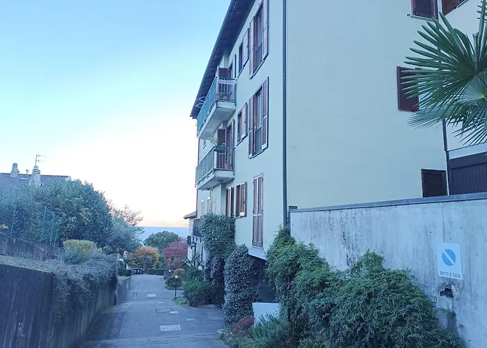 Raffaello Сasa de vacaciones Stresa